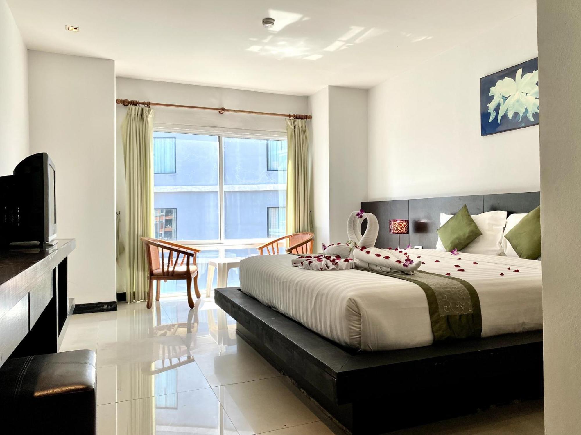 Apk 度假酒店 Patong 外观 照片